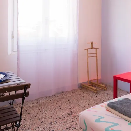 Hostello 8 2* Αλγκέρο