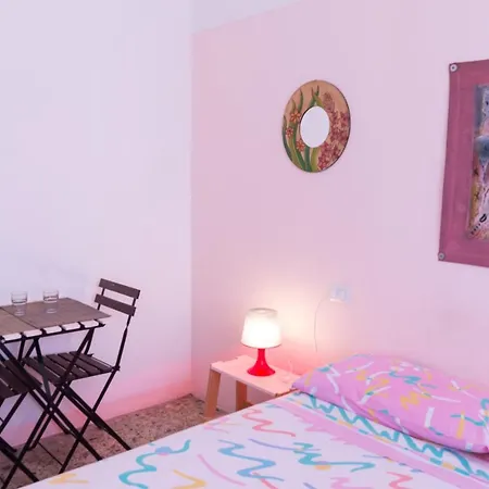 Πανσιόν Hostello 8 Αλγκέρο