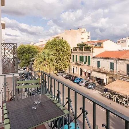 Hostello 8 Πανσιόν