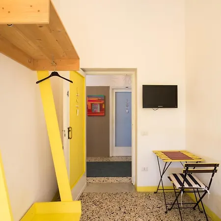 Hostello 8 Πανσιόν Αλγκέρο