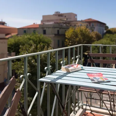 Hostello 8 Πανσιόν 2*