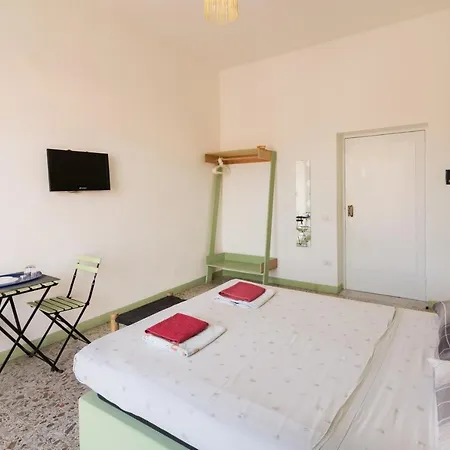 Hostello 8 2*